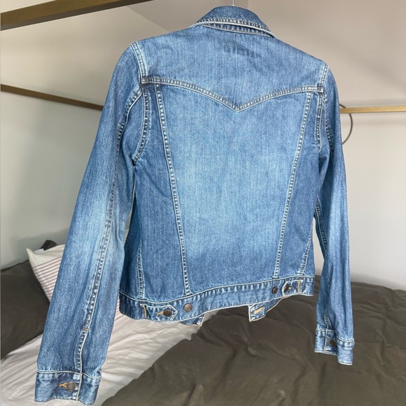 Abercrombie & Fitch Denim Trucker Jean Jacket Womens M Medium Blue Wash Preppy - Picture 2 of 6